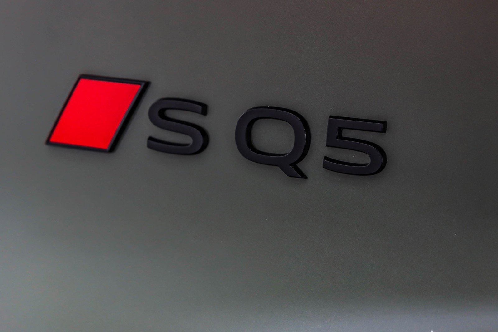 New 2025 Audi SQ5 Premium Plus image 9