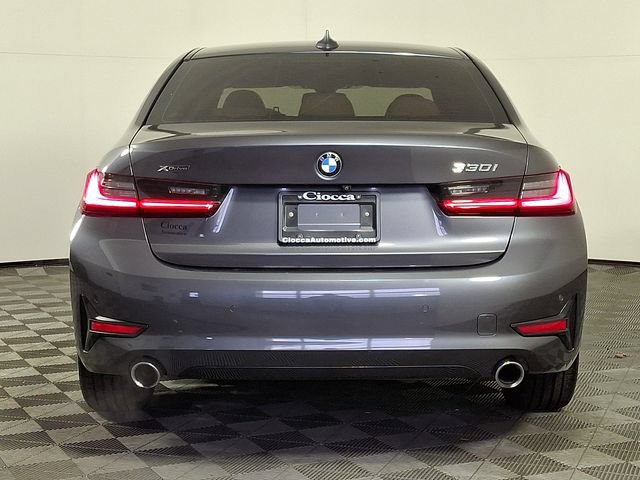 Used 2021 BMW 330i xDrive Sedan w/ Convenience Package AWD/4WD image 8