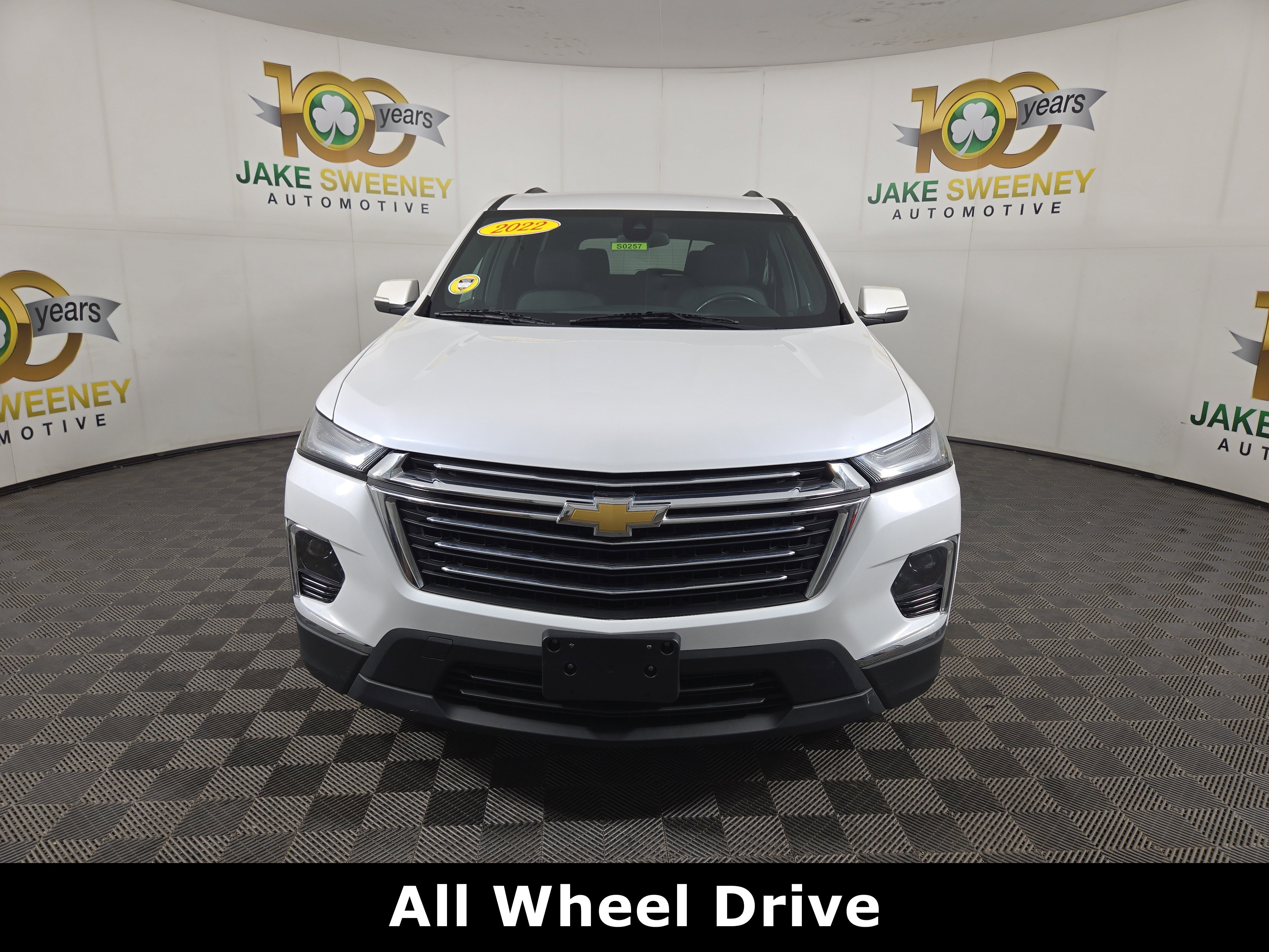 Used 2022 Chevrolet Traverse LT AWD/4WD image 2