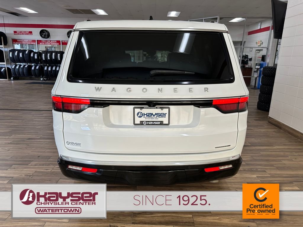 Certified 2024 Jeep Wagoneer Series II AWD/4WD image 4