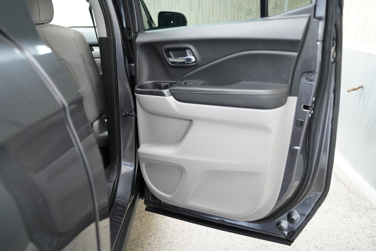 Used 2019 Honda Ridgeline RTL-E image 36