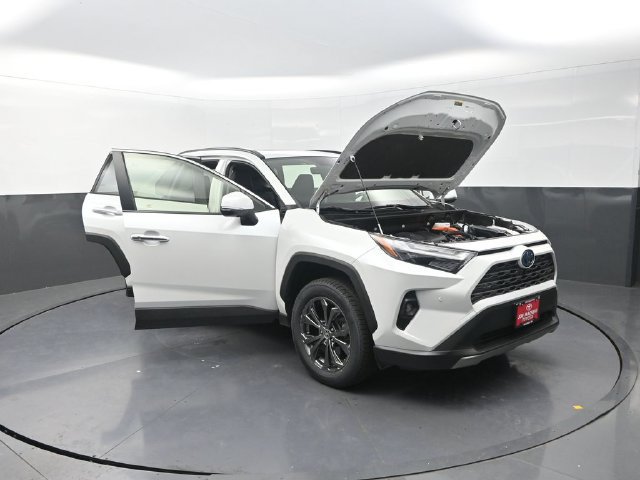 Certified 2024 Toyota RAV4 Limited w/ Advanced Technology Package AWD/4WD image 39