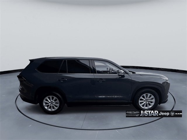 Used 2024 Toyota Grand Highlander XLE image 4