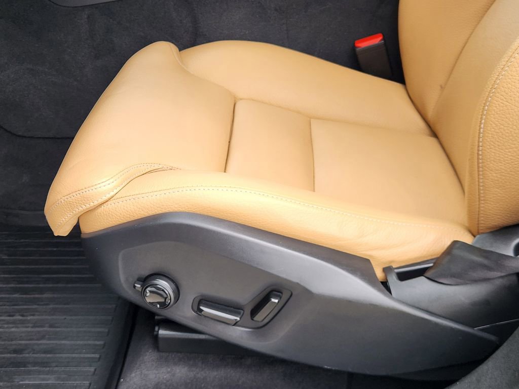 Used 2019 Volvo XC60 T6 Inscription w/ Protection Package Premier image 23