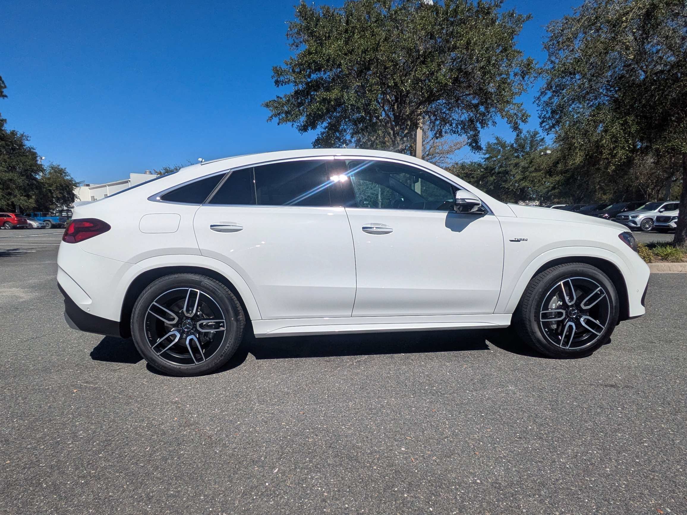 New 2027 Mercedes-Benz GLE 53e AMG 4MATIC Coupe image 2