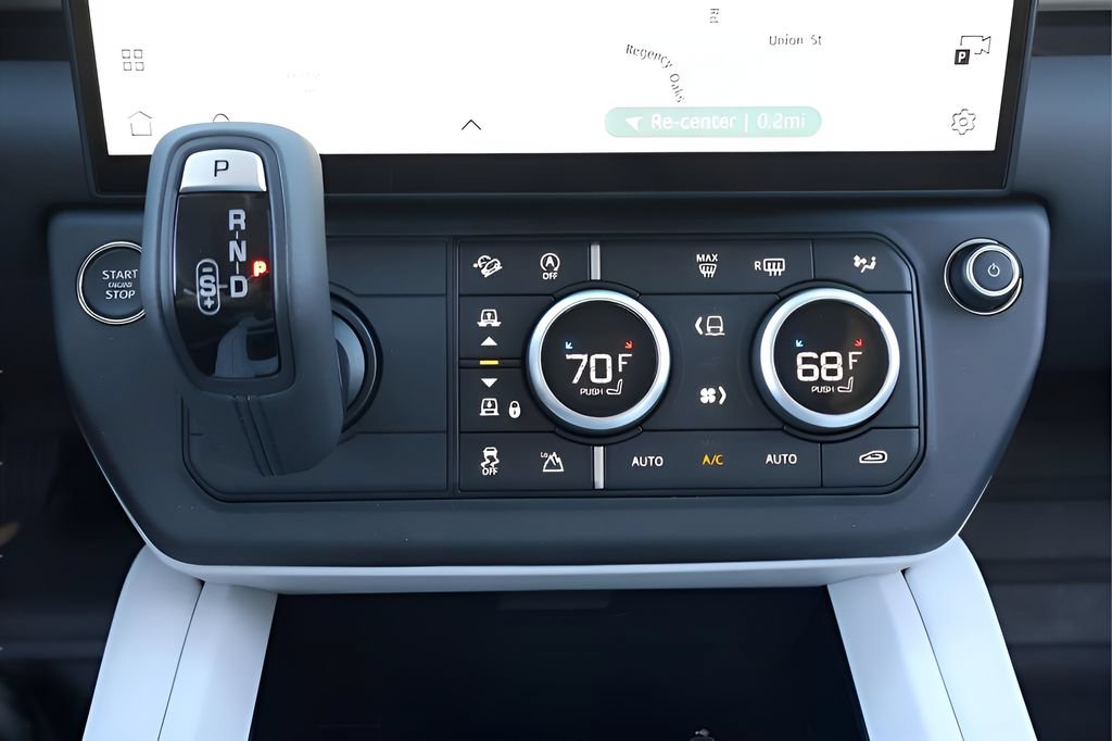 Used 2026 Land Rover Defender 110 S AWD/4WD image 26