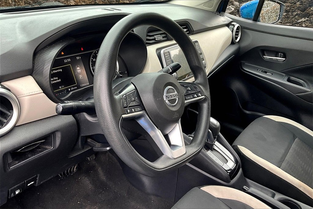 Used 2021 Nissan Versa SV image 11