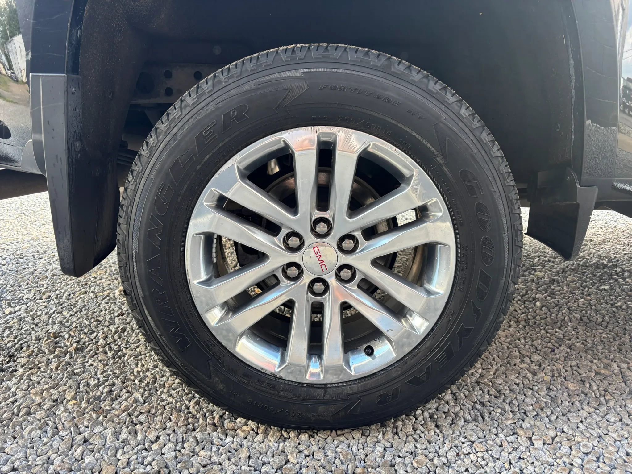 Used 2019 GMC Canyon SLT w/ Driver Alert Package image 7