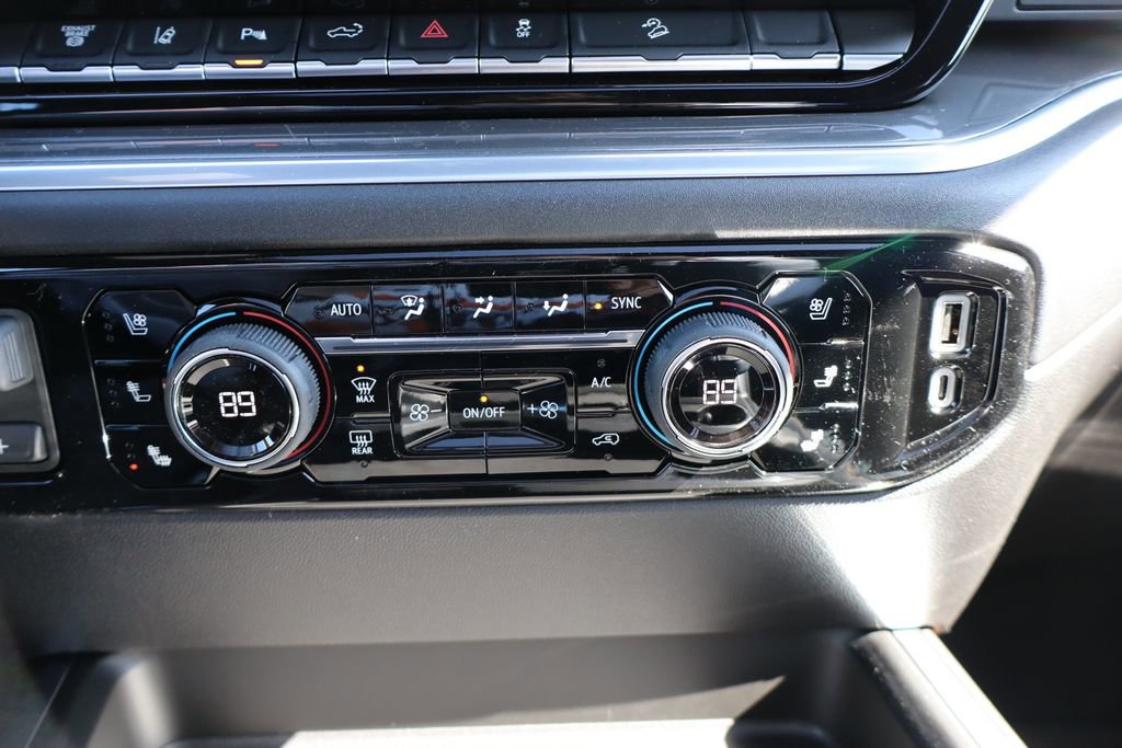 New 2026 Chevrolet Silverado 3500 High Country w/ Technology Package image 25