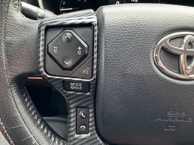 Used 2018 Toyota Sequoia Platinum image 26