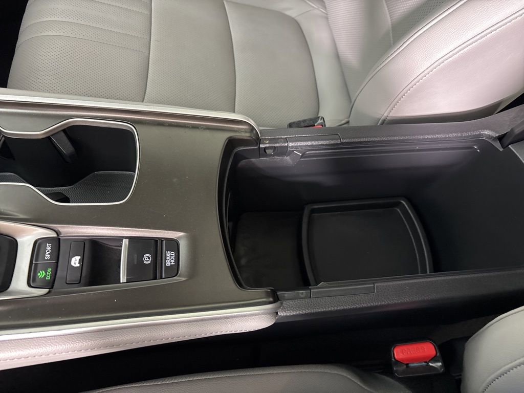Used 2019 Honda Accord Touring image 31