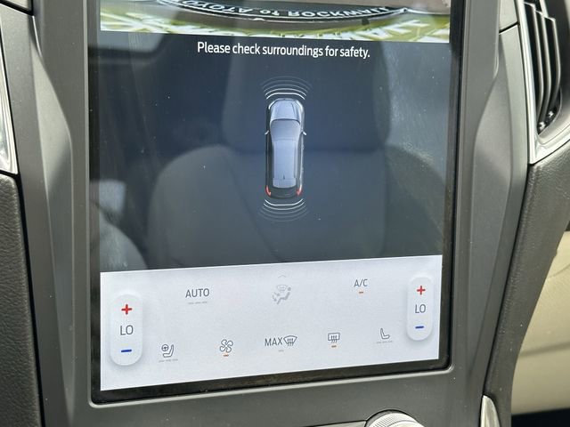 Used 2022 Ford Edge Titanium w/ Class II Trailer Tow Package AWD/4WD image 19