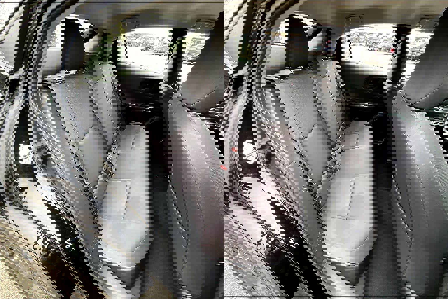 Used 2024 Toyota Prius LE image 19