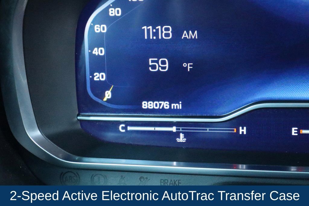 Used 2023 Chevrolet Suburban Premier image 30