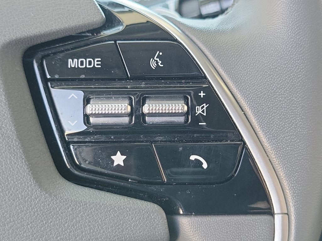 Used 2024 Kia Niro EX FWD image 25