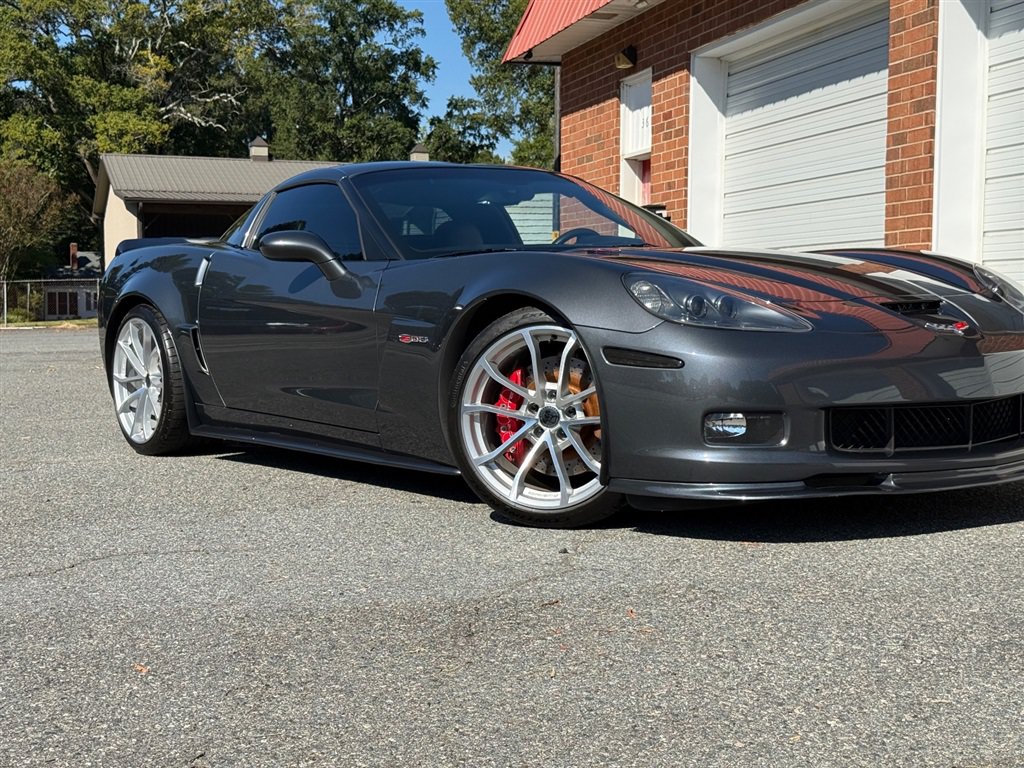 Used 2009 Chevrolet Corvette Z06 RWD image 24