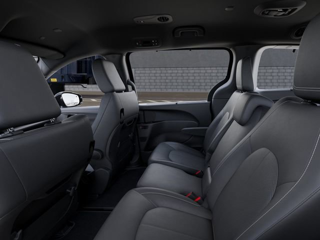 New 2027 Chrysler Pacifica Select FWD image 23