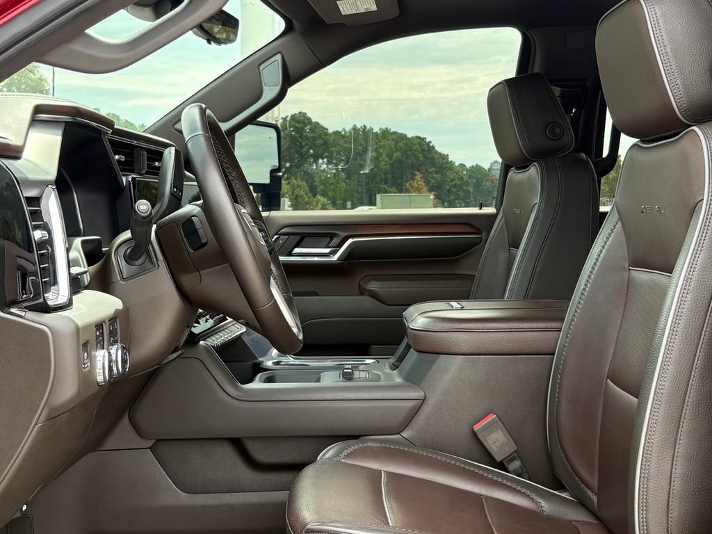 Used 2024 GMC Sierra 2500 Denali w/ Denali Reserve Package AWD/4WD image 18