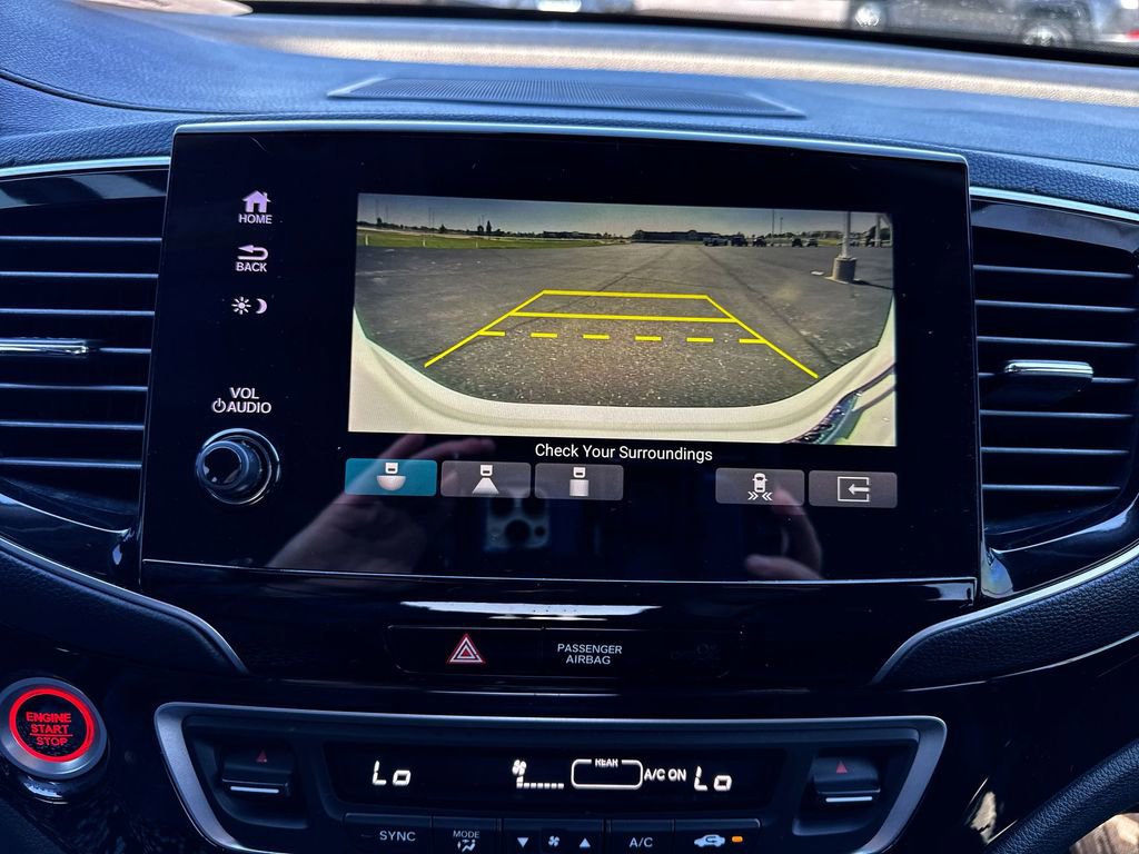 Used 2022 Honda Pilot Touring image 17
