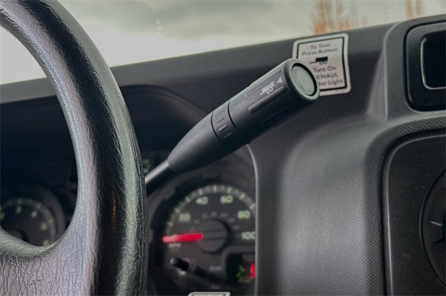 Used 2016 Ford E-350 and Econoline 350 Super Duty image 17