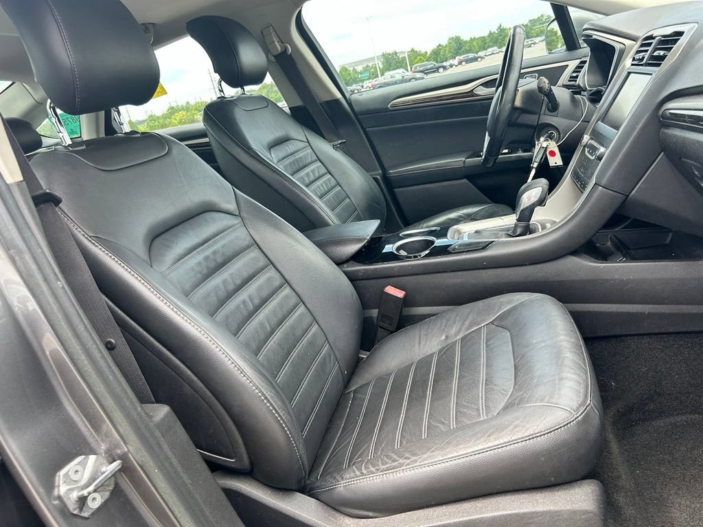 Used 2013 Ford Fusion SE FWD image 11