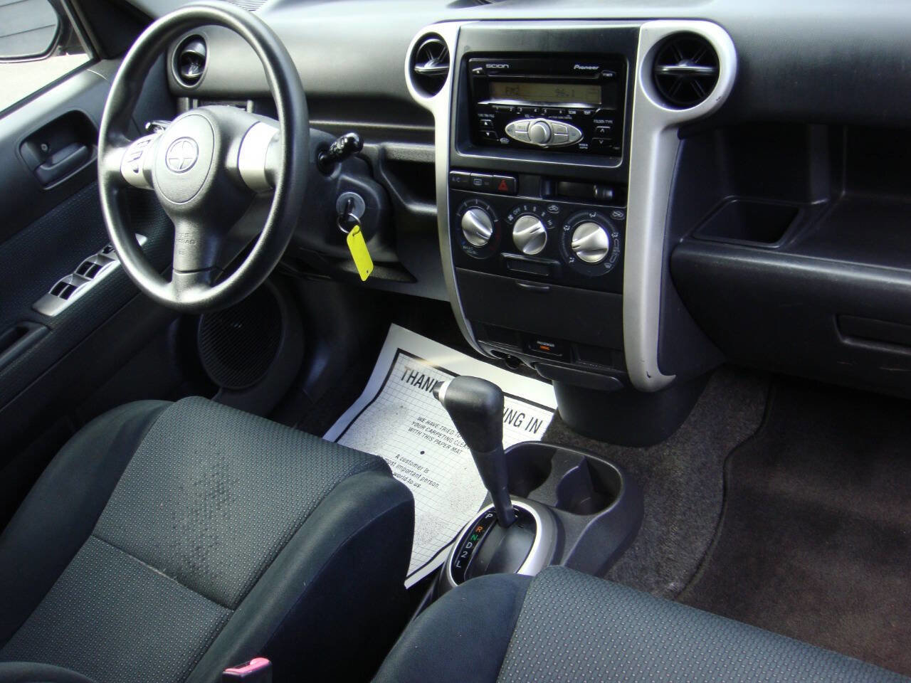 Used 2006 Scion xB FWD image 14