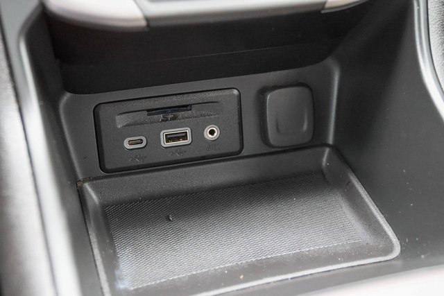 Used 2023 GMC Terrain AT4 image 25