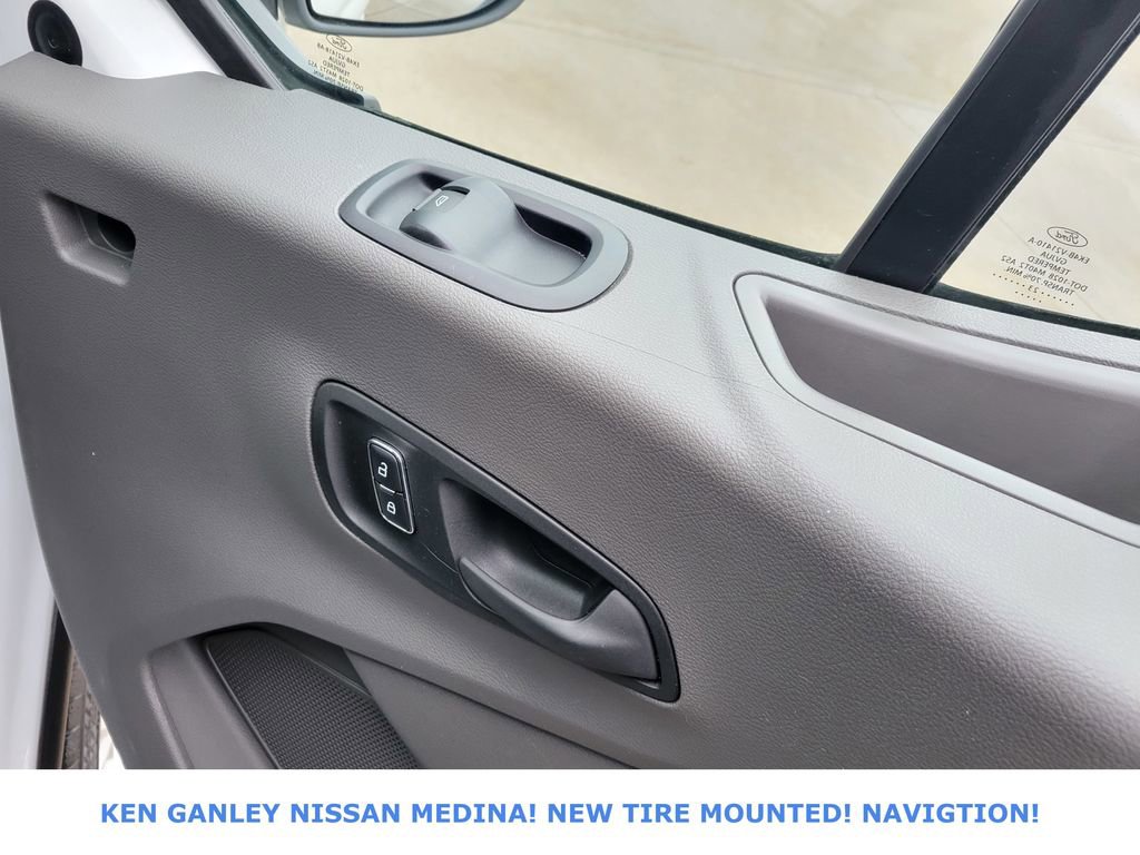 Used 2023 Ford Transit 350 XLT image 44