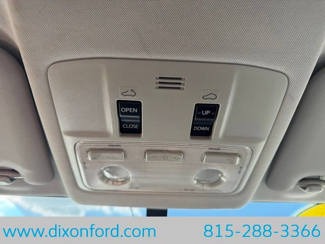Used 2013 Toyota RAV4 XLE AWD/4WD image 19