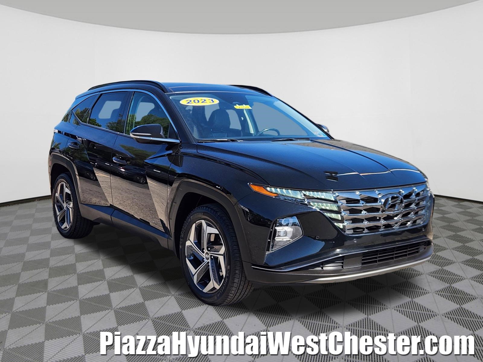 Used 2023 Hyundai Tucson Limited AWD/4WD image 1