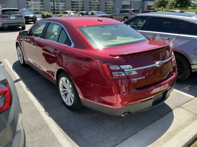 Used 2013 Ford Taurus SEL FWD image 12