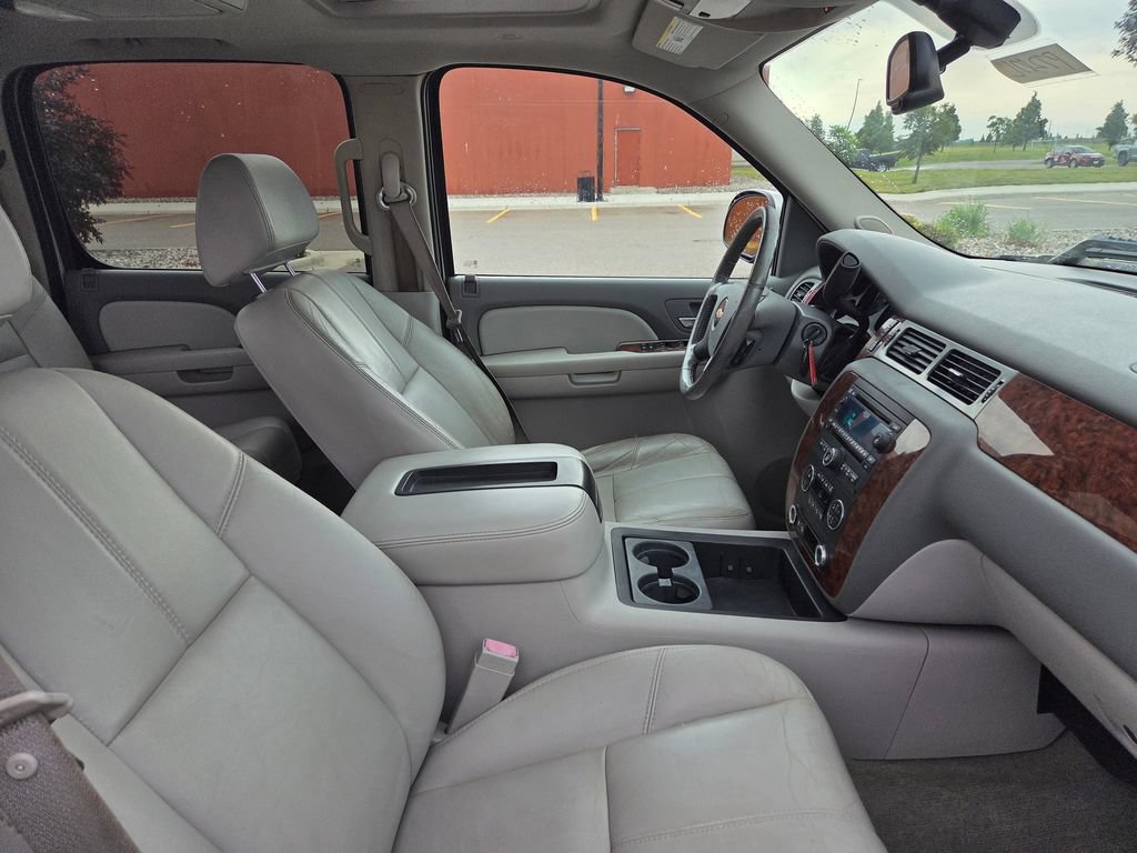 Used 2007 Chevrolet Silverado 1500 LTZ w/ Suspension Package, Off-Road" AWD/4WD image 32