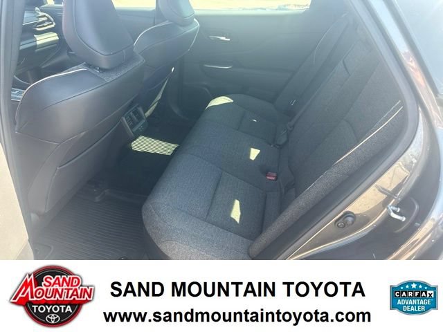 Used 2023 Toyota Crown AWD/4WD image 12