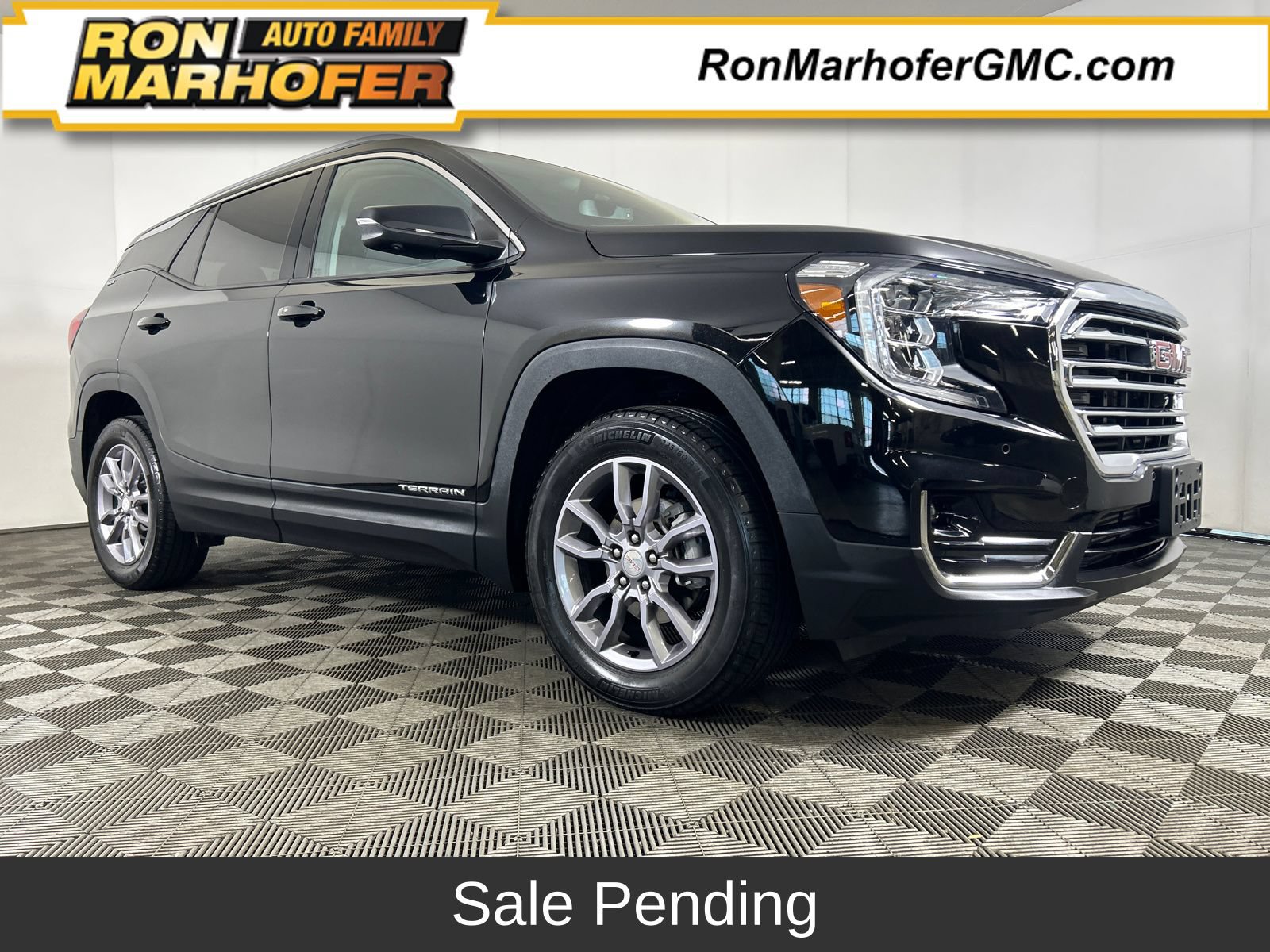 Used 2023 GMC Terrain SLT w/ Infotainment Package II