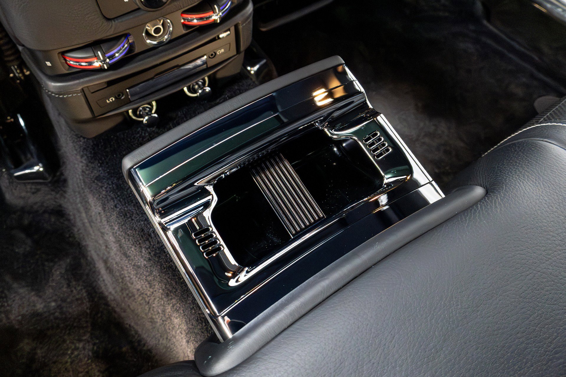 Used 2016 Rolls-Royce Ghost image 38