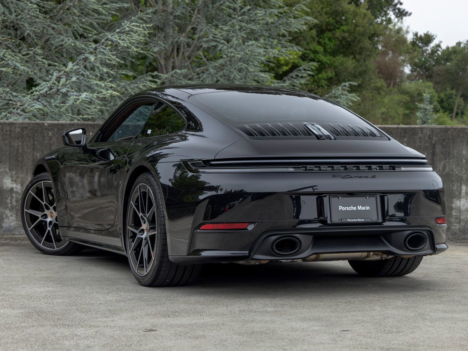 Certified 2025 Porsche 911 Carrera S RWD image 3