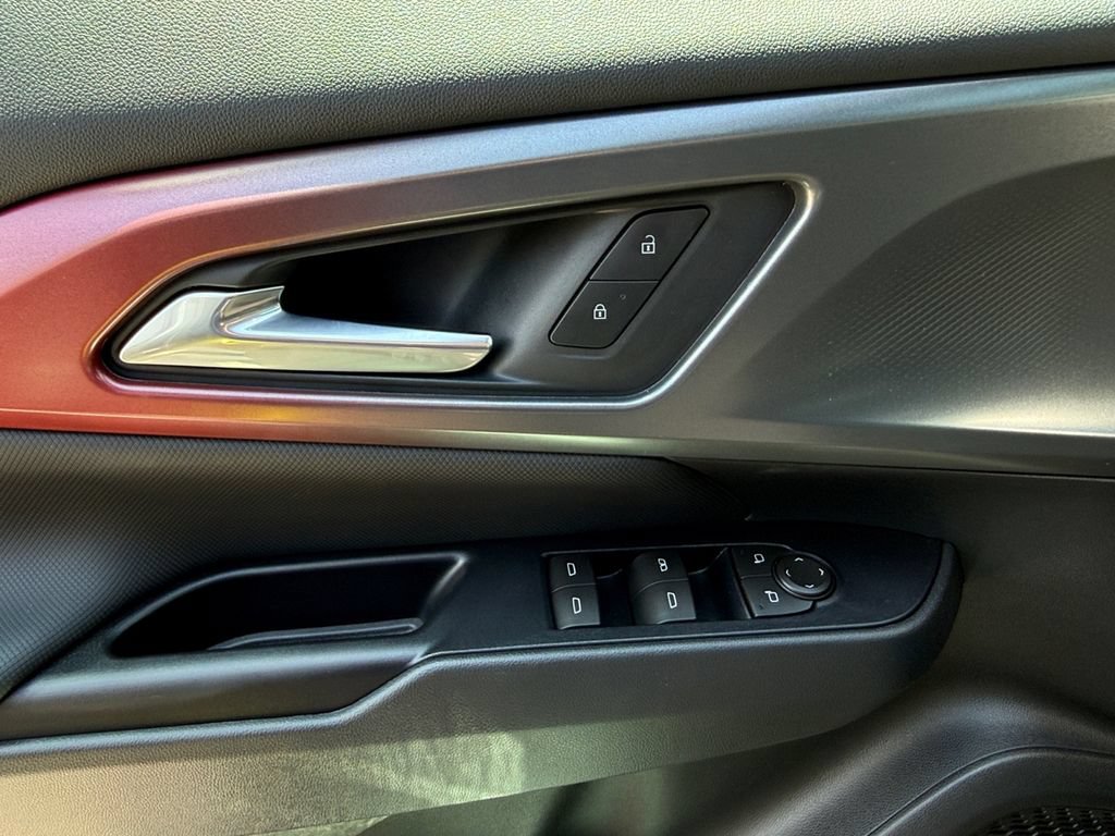 New 2026 Chevrolet Equinox EV RS FWD image 11