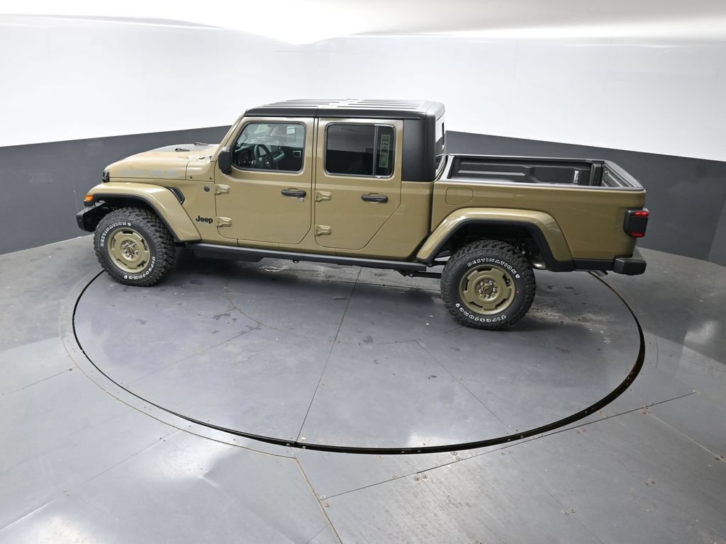 New 2026 Jeep Gladiator Willys AWD/4WD image 32