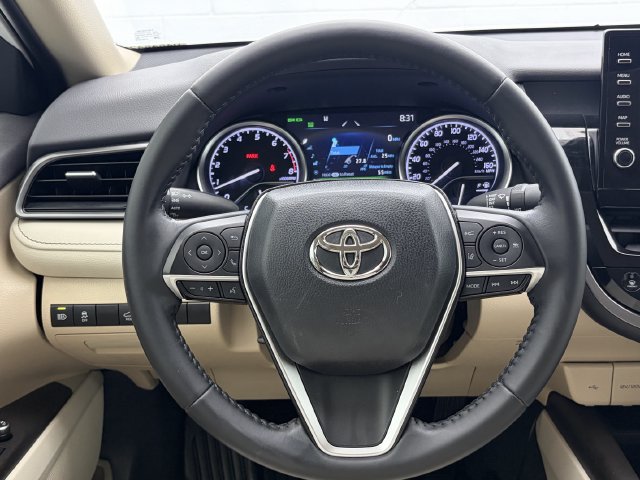 Used 2021 Toyota Camry XLE FWD image 13