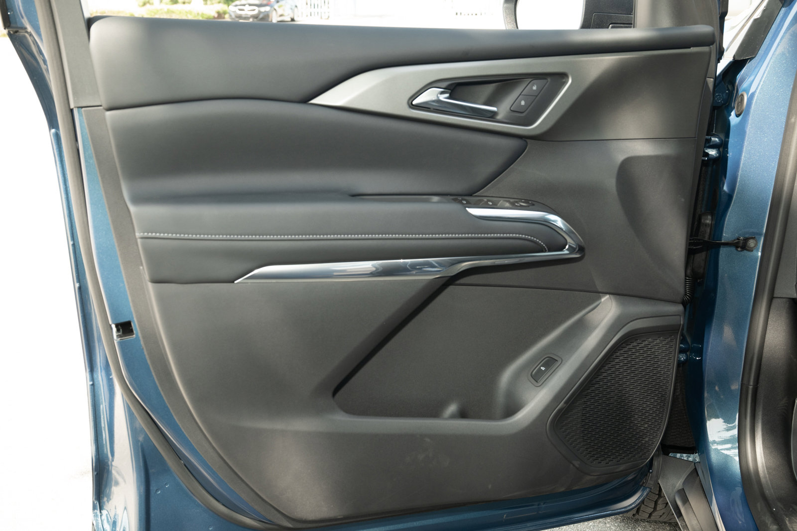 New 2026 Chevrolet Traverse LT w/ Driver Confidence Package image 16