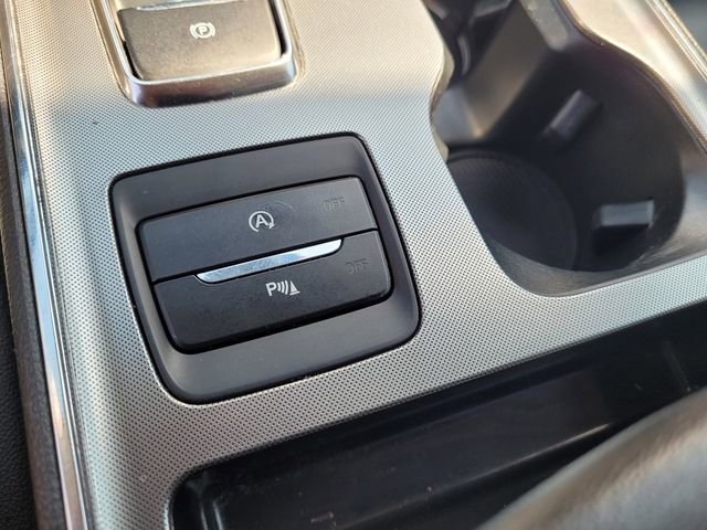 Used 2024 Ford Edge Titanium image 22