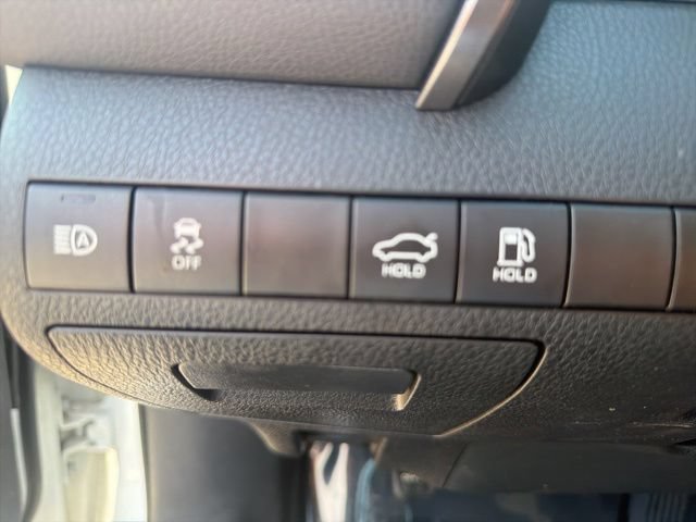 Used 2023 Toyota Camry LE FWD image 13