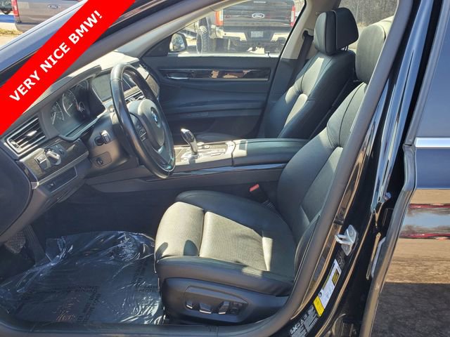 Used 2013 BMW 740Li xDrive image 9
