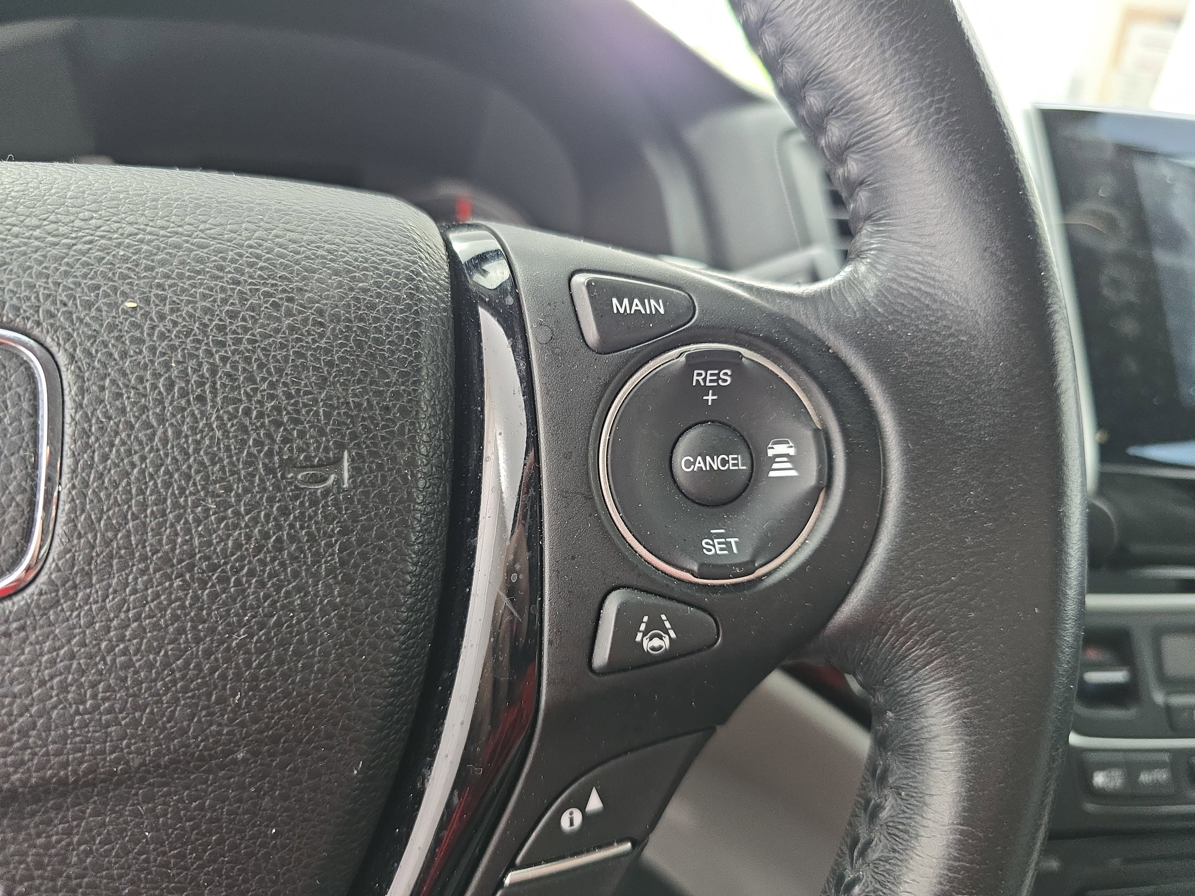 Used 2016 Honda Pilot Touring image 19