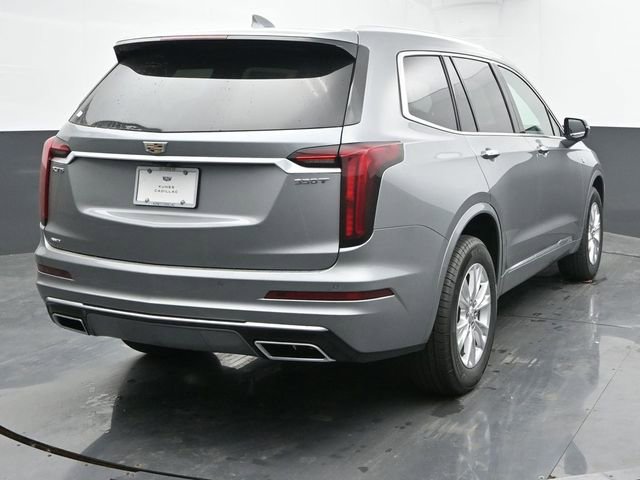 New 2025 Cadillac XT6 Luxury image 8