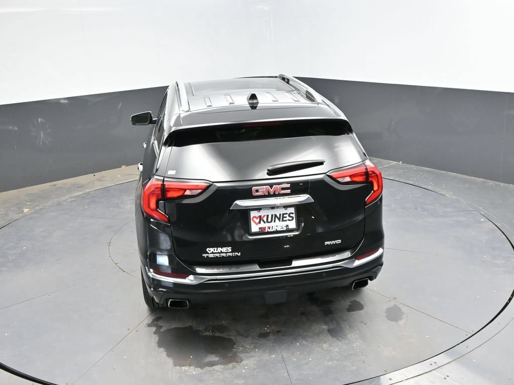 Used 2018 GMC Terrain Denali w/ GMC Pro Grade Package AWD/4WD image 31