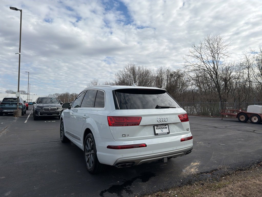 Used 2017 Audi Q7 3.0T Prestige w/ Prestige Package image 3