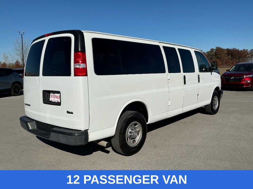 Used 2019 Chevrolet Express 3500 LT w/ LT Preferred Equipment Group image 3