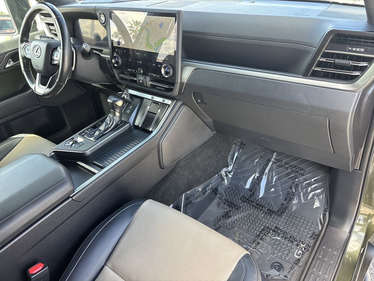 Used 2024 Lexus GX 550 image 12