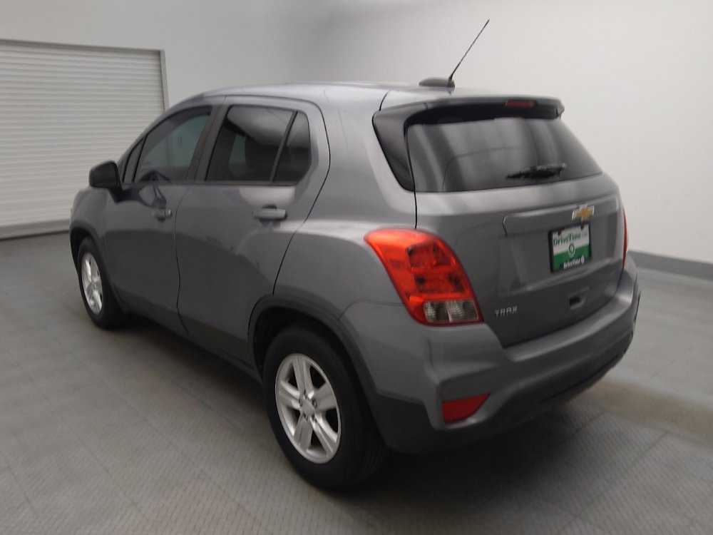 Used 2020 Chevrolet Trax LS w/ Tint and Cruise Package FWD image 5